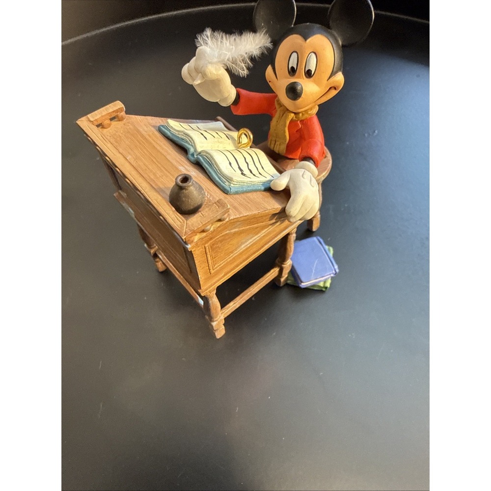 2009 Hallmark Mickey as Bob Cratchit Ornament Mickey's Christmas Carol